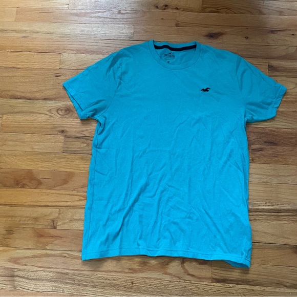 Men’s Hollister, and Pull & Bear T-shirt bundle - Picture 2 of 3